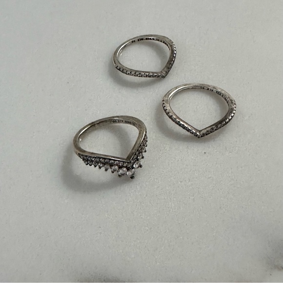 ๐Pandora wishbone set size 5 - Picture 4 of 5